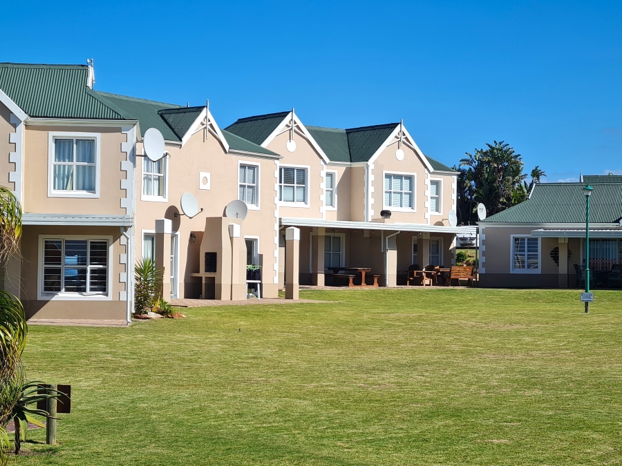 3 Bedroom Property for Sale in Marina Martinique Eastern Cape